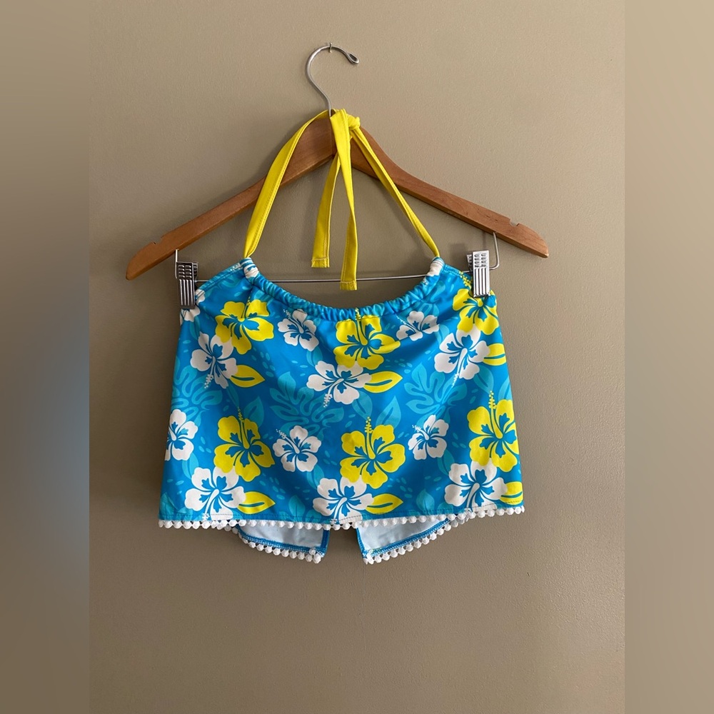 Two Piece Swimwear Bathing Suit Blue Floral Halter Top and Swim Shorts - Picture 6 of 16